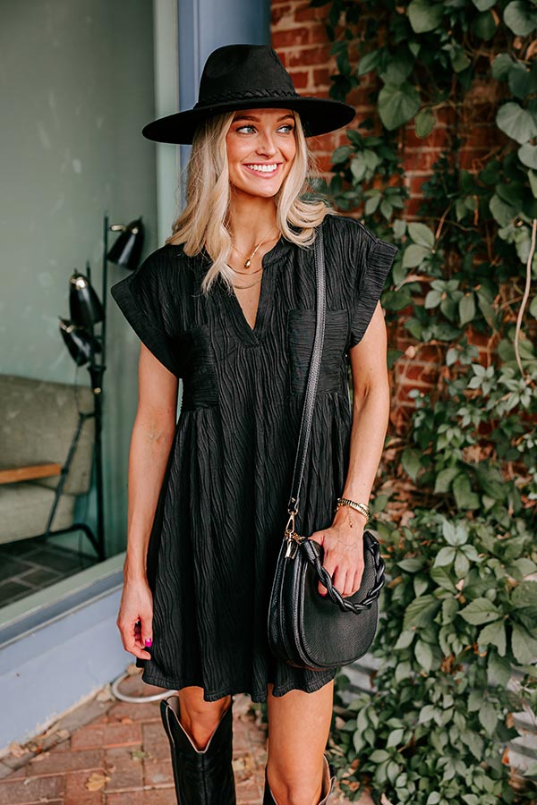 Long Weekend Wonderful Shift Dress In Black Long Weekend Wonderful Shift Dress In Black