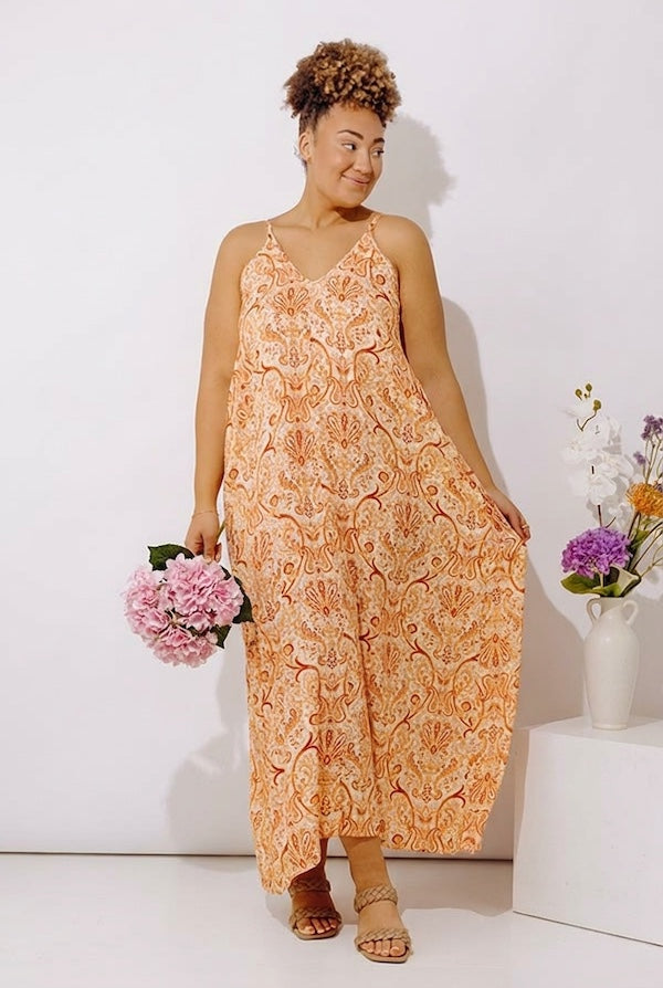 Tranquil Horizon Floral Maxi In Orange Curves 3XL / Orange Tranquil Horizon Floral Maxi In Orange Curves 3XL / Orange