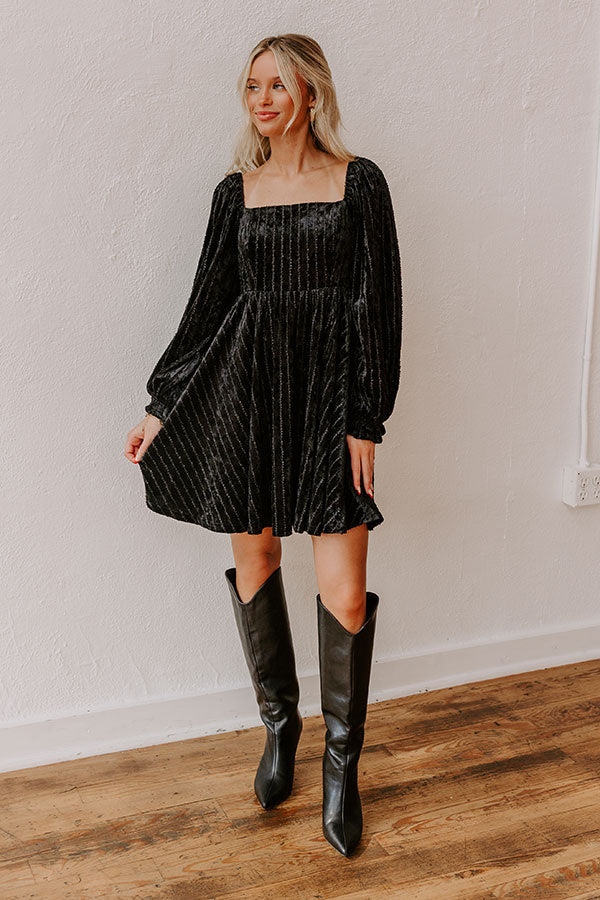 Kiss At Midnight Velvet Mini Dress M / Black Kiss At Midnight Velvet Mini Dress M / Black