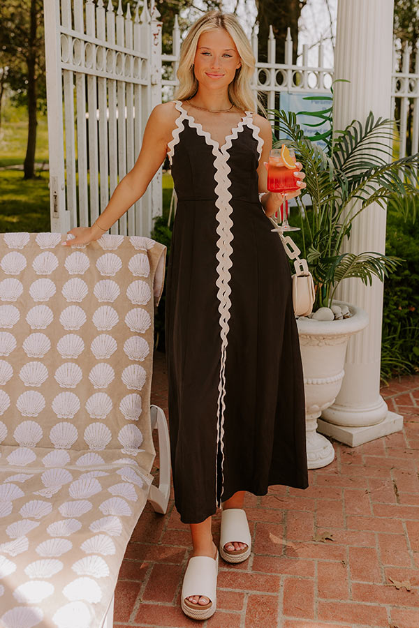 Cosmopolitan Chic Midi Dress L / Black Cosmopolitan Chic Midi Dress L / Black