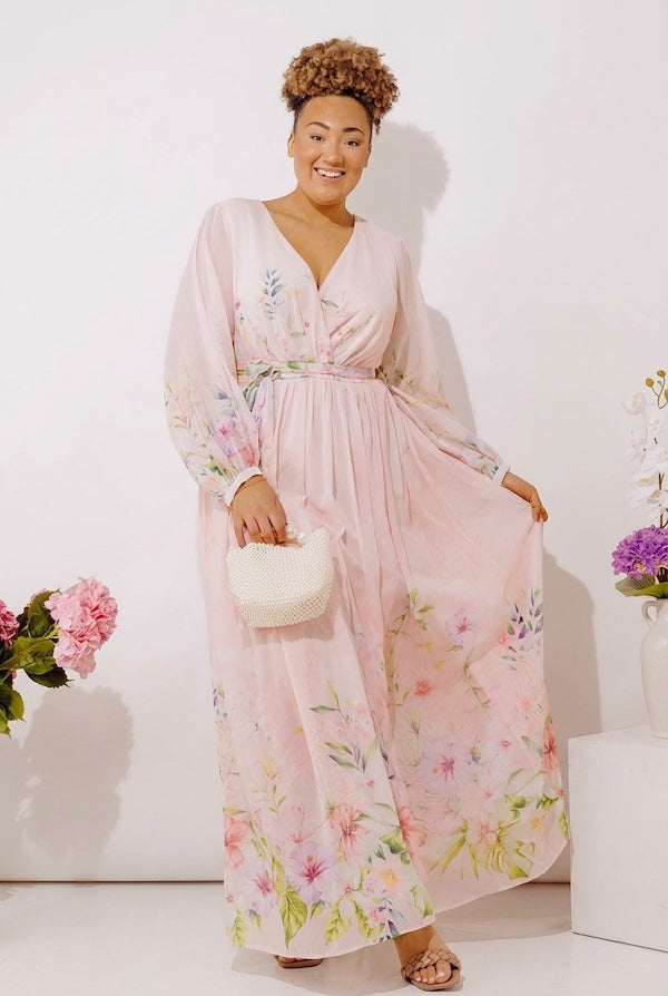 Secret Garden Floral Maxi Dress in Peach Curves 1XL / Peach