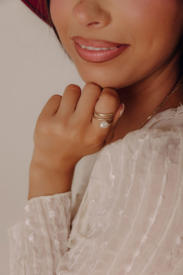 Kendra Scott Jayla Cocktail Ring in Pearl Image - 1