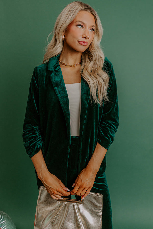 Chic Influencer Velvet Blazer In Hunter Green