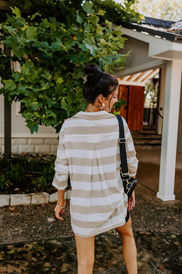 Deer Valley Resort Stripe Top In Warm Taupe