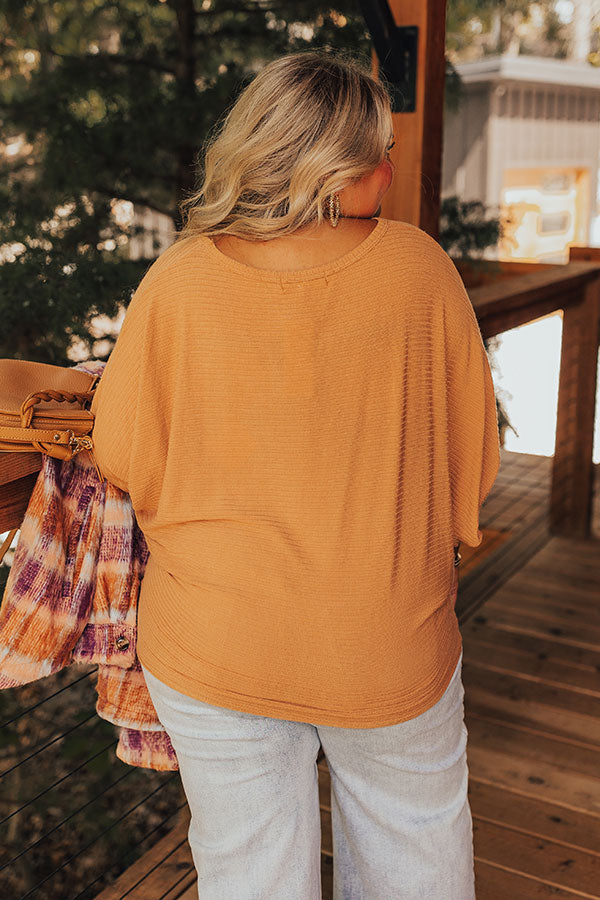 Weekend Living Shift Top In Pumpkin Curves