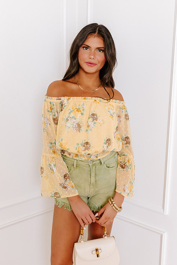 Weekend Oasis Floral Crop Top