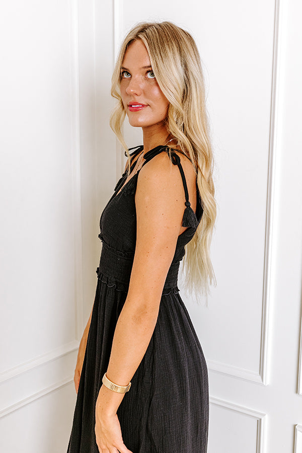 Sweet And Casual Midi in Black