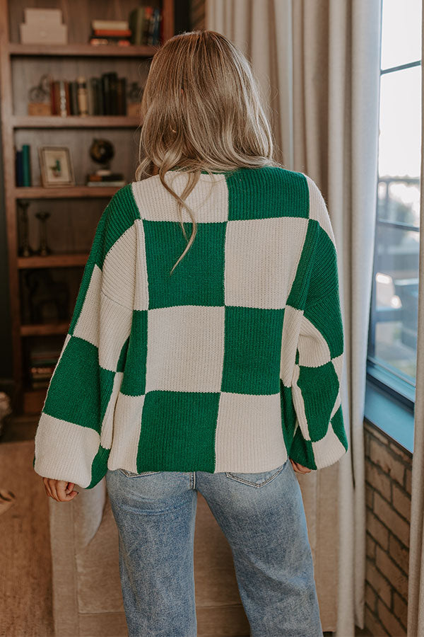 Hear The Beat Checkered Sweater In Hunter Green