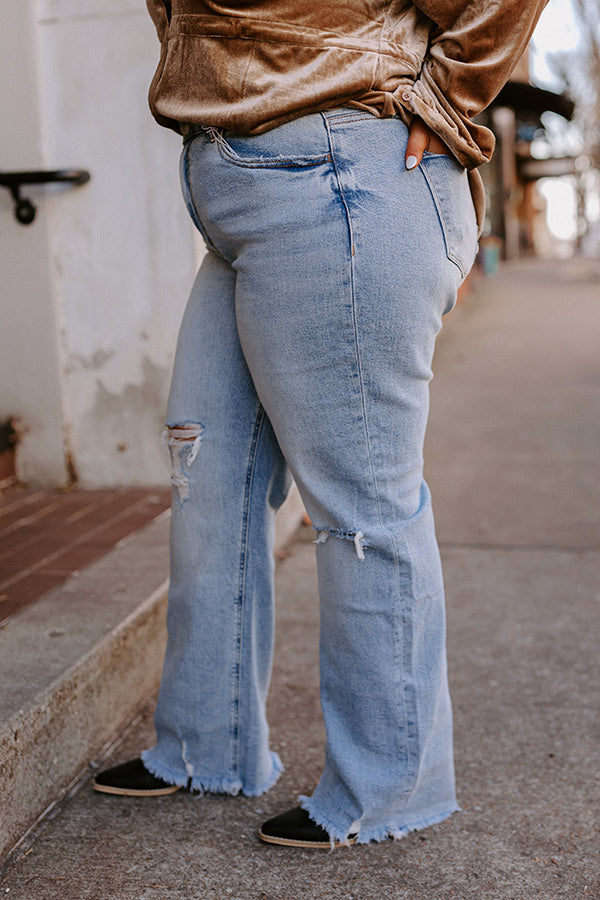 The Cailyn High Waist Straight Leg Jean Curves