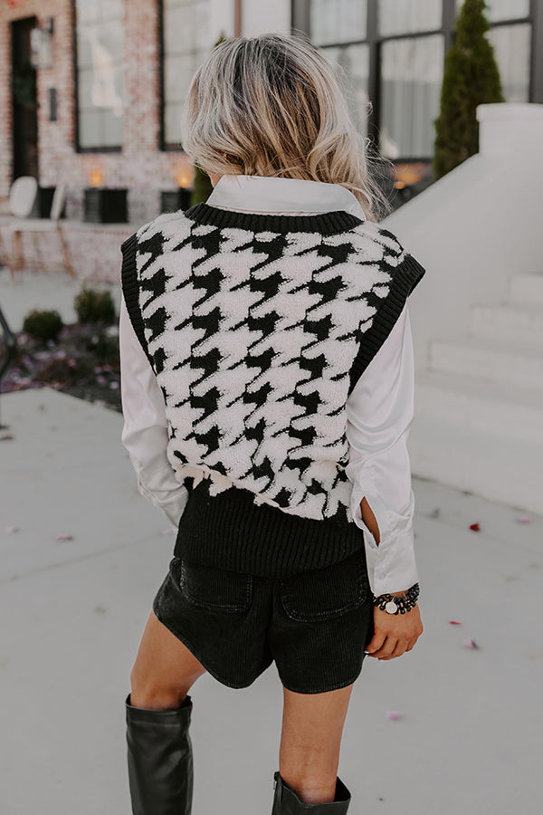 Seasonal Warmth Houndstooth Sweater Vest