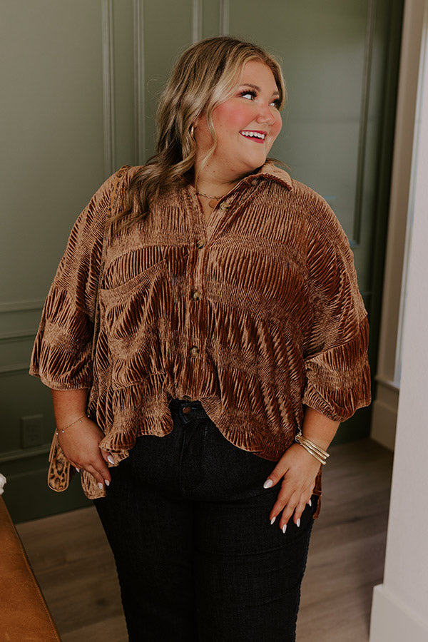 Roman Holiday Velvet Top In Brown Curves