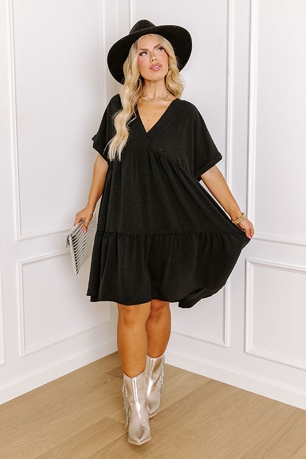 Cool Cruise Shift Dress in Black Curves