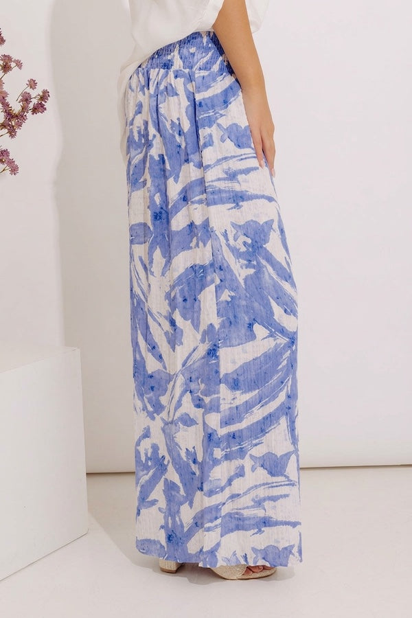 Sandy Silhouette Smocked Pants Image - 2