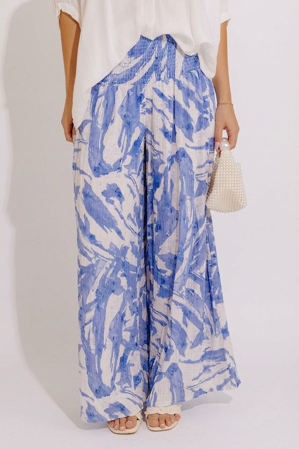 Sandy Silhouette Smocked Pants Image - 4