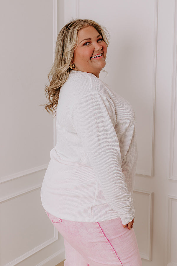 Casual Outing Ribbed Top In White Curves