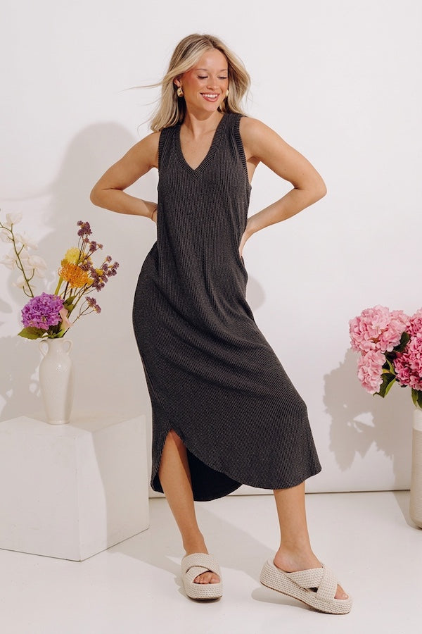 Boardwalk Cutie Ribbed Midi in Vintage Black