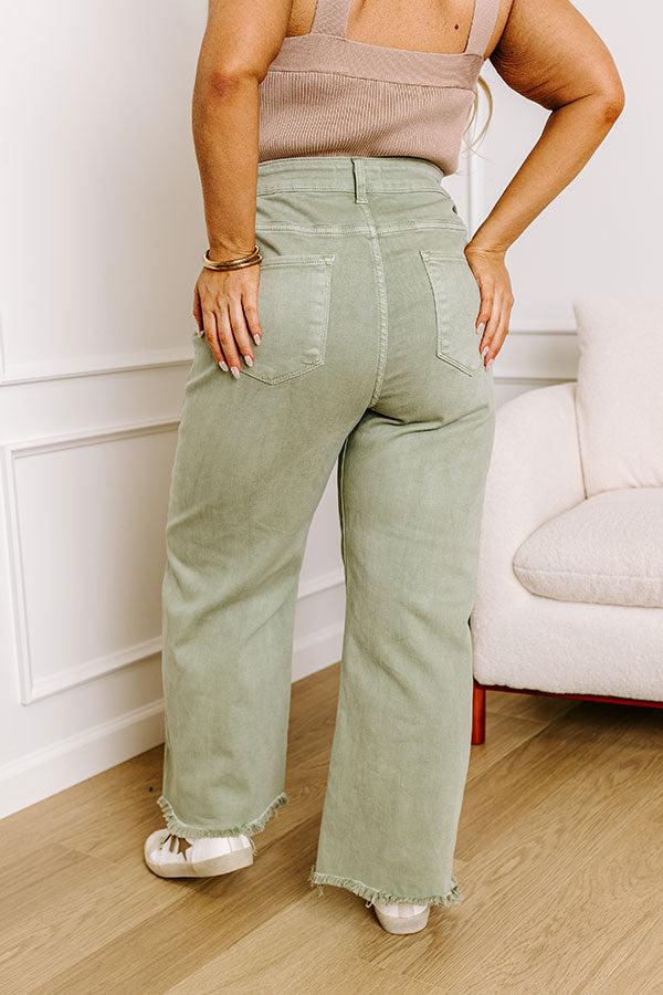 Risen Iris Midrise Wide Leg Jean in Sage Curves