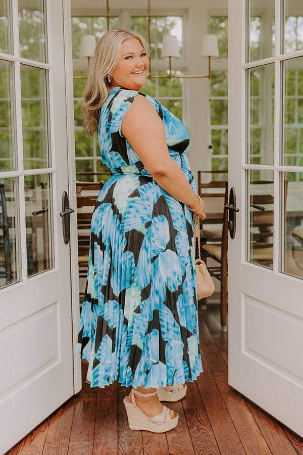 Moonlit Stroll Pleated Midi Curves Image - 4