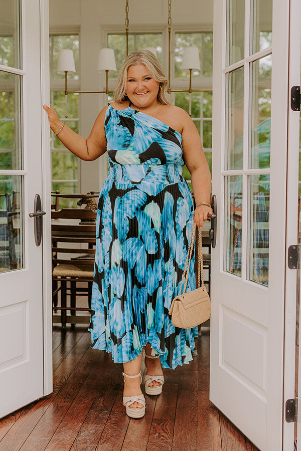 Moonlit Stroll Pleated Midi Curves Image - 3