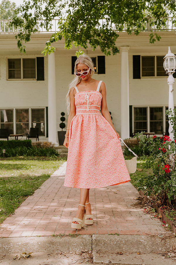 Garden Gorgeous Jacquard Midi in Peach