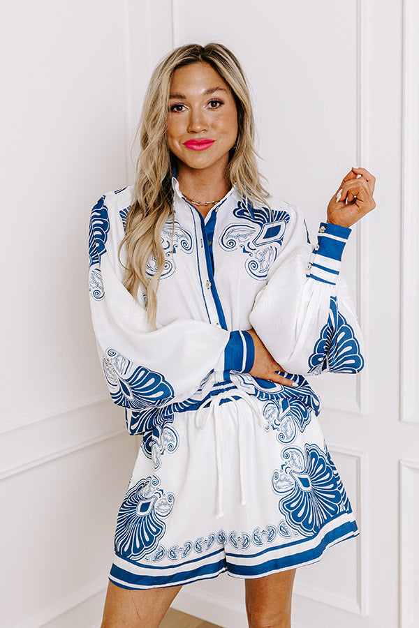 Discover Paradise Button Up