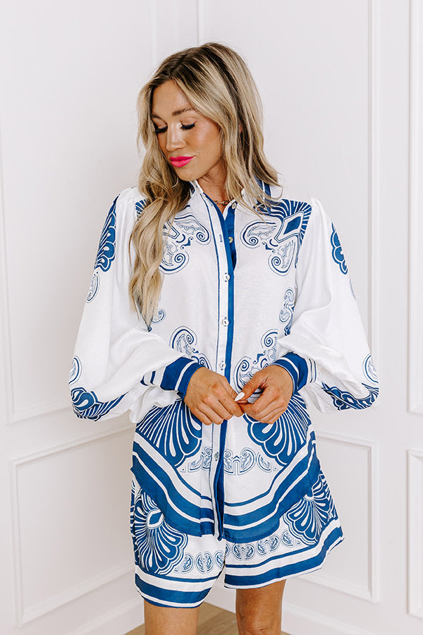 Discover Paradise Button Up