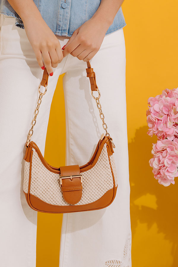 Stop The Show Woven Purse in Brown