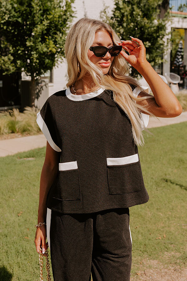 Modern Metropolis Shift Top in Black