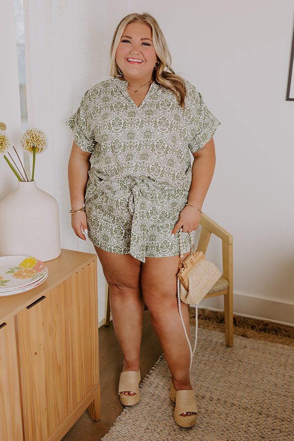 Mykonos Muse High Waist Linen-Blend Floral Shorts in Olive Curves   