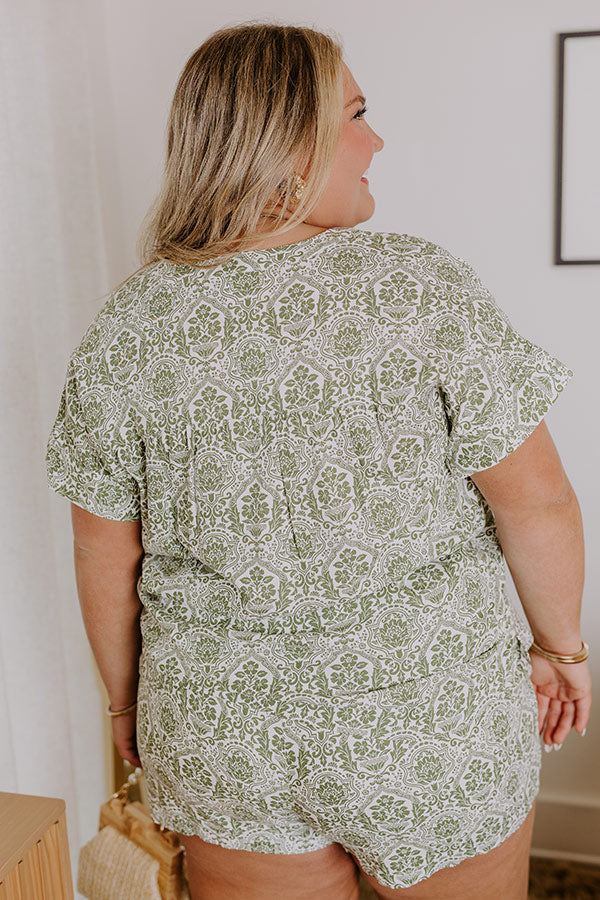 Mykonos Muse Linen-Blend Floral Top Curves