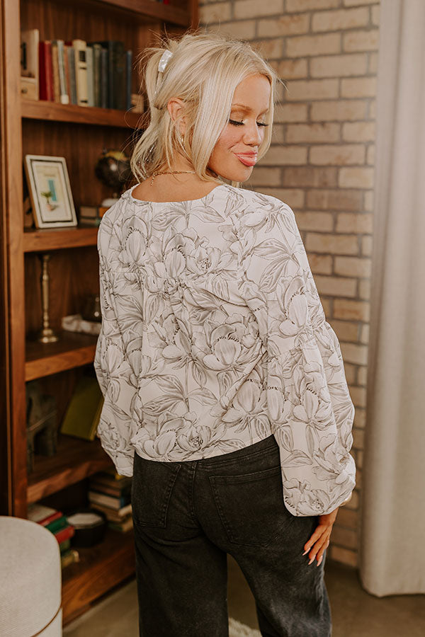 Courtyard Dreaming Floral Top in Grey