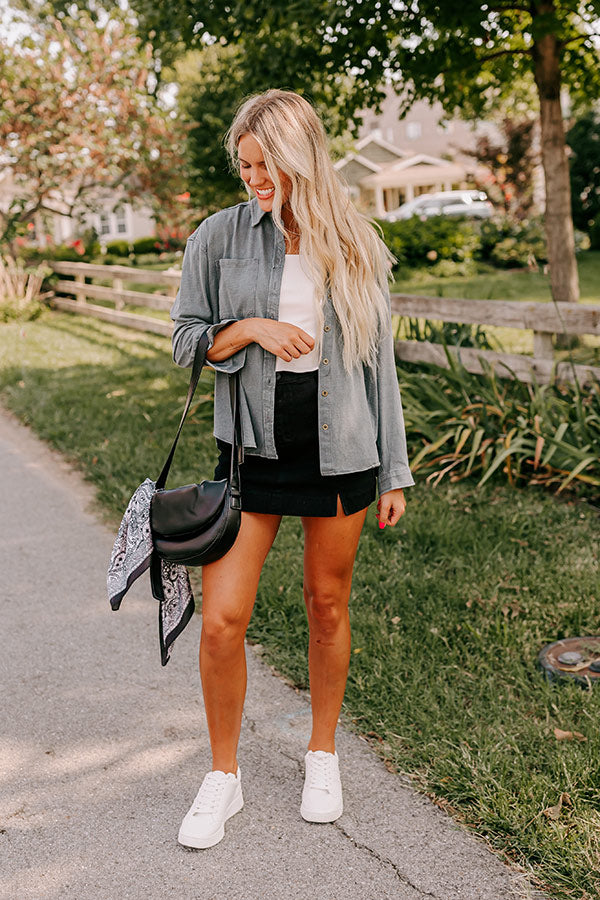 Casual Setting Chambray Button Up in Charcoal