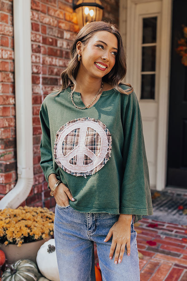 Peace And Love Vintage Wash Tee in Hunter Green