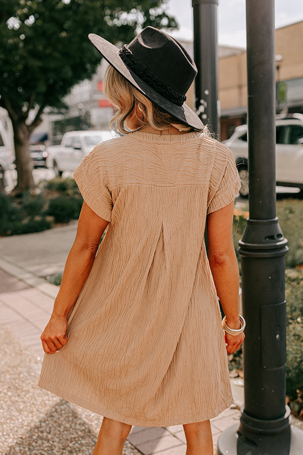 Long Weekend Wonderful Shift Dress In Warm Taupe