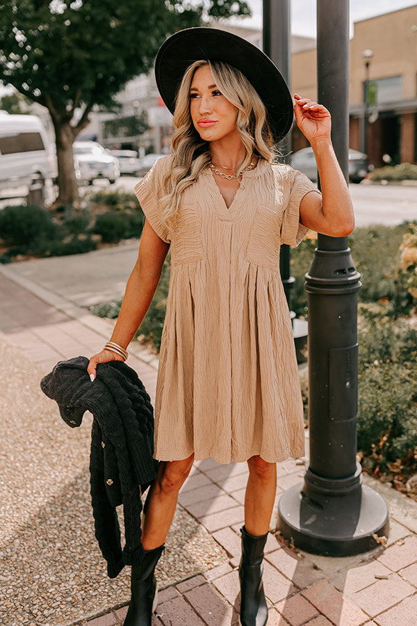 Long Weekend Wonderful Shift Dress In Warm Taupe