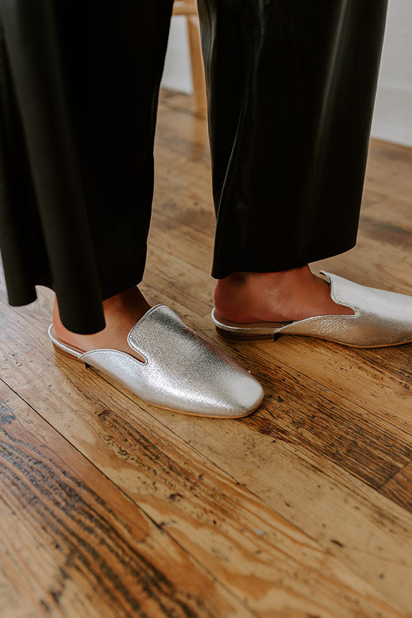 The Spotlight Metallic Flat in Silver