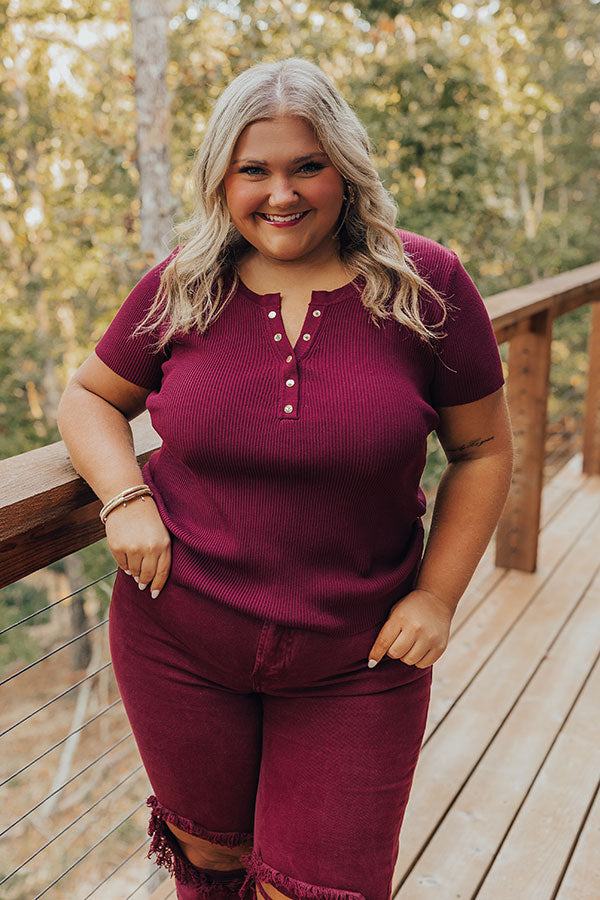Cafe Hangout Ribbed Henley Top in Merlot Curves