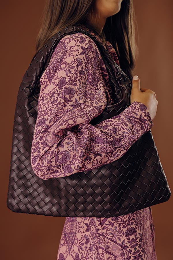Street Style Faux Leather Woven Tote in Chestnut