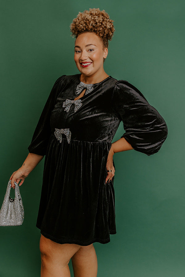 Bows And Kisses Velvet Mini Dress in Black Curves Image - 3