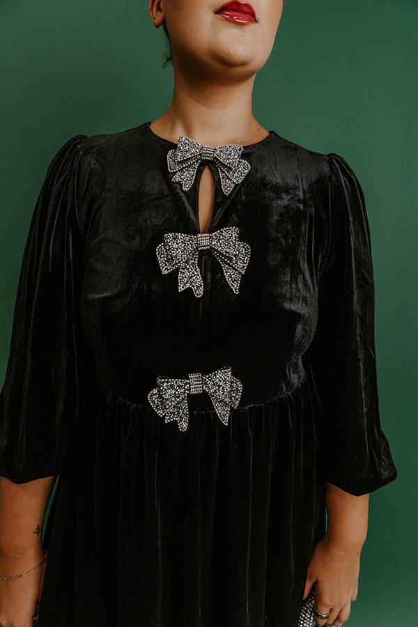 Bows And Kisses Velvet Mini Dress in Black Curves Image - 2