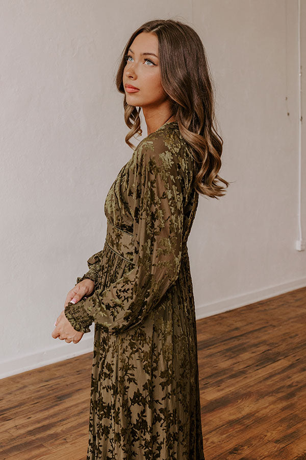 brown velvet burnout dress Taylor Plus Size Velvet-Burnout Flutter-Sleeve Dress