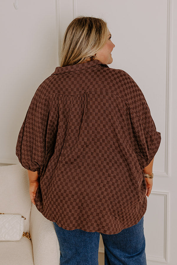 Fit Check Oversized Button Up in Chestnut Curves