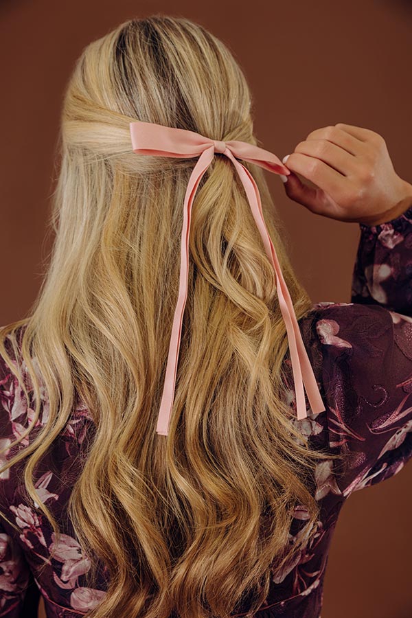 Darling Smile Bow Hair Clip in Pink Image - 1
