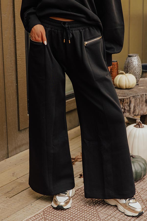 Street Style Chic High Waist Scuba Pants in Black Image - 2