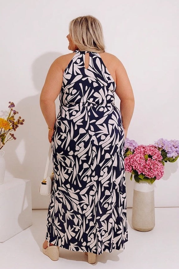 Tropical Vacay Maxi Dress Curves Image - 4