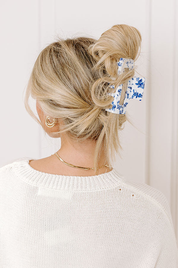 Chic Statement Hair Claw Clip Image 2