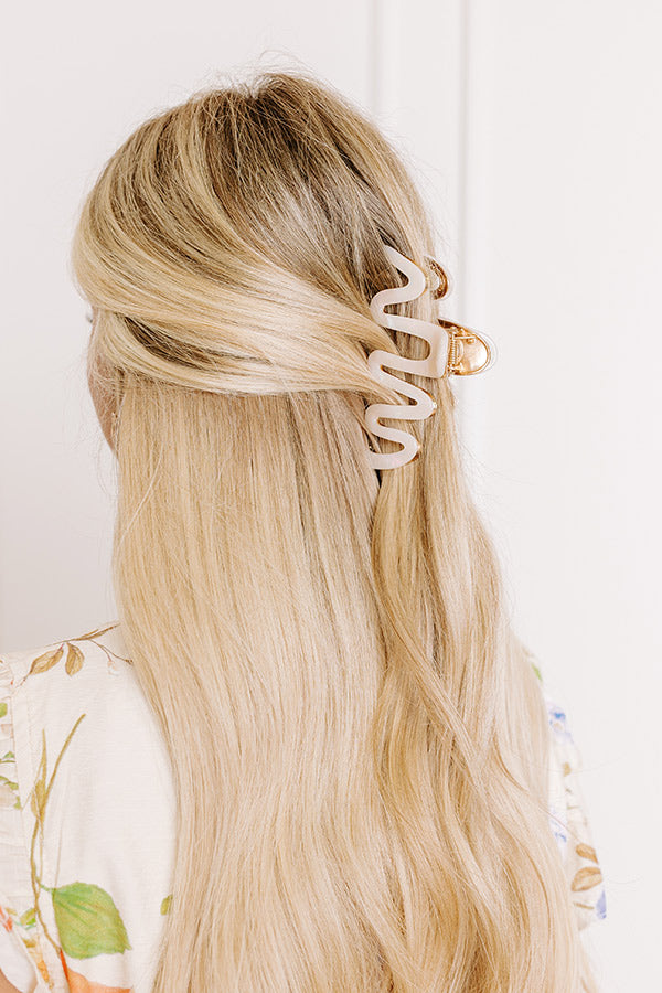 Girl On The Go Hair Claw Clip in Ivory Image 1