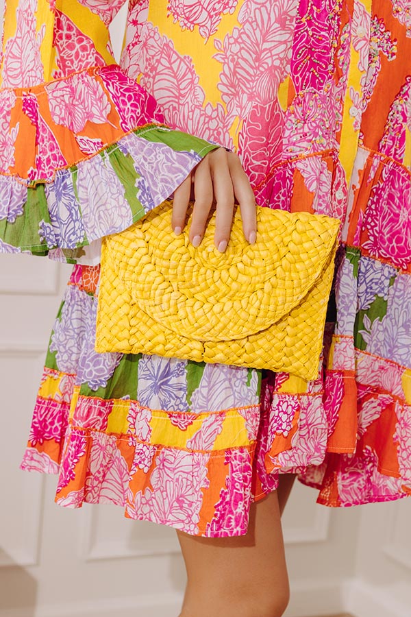 Sunny Refresh Woven Clutch in Yellow Image - 1