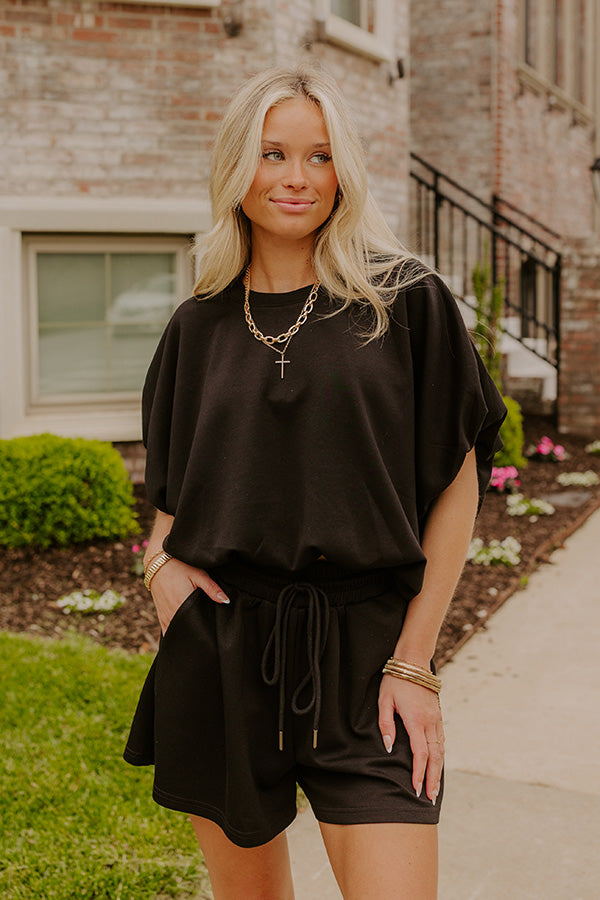 Everyday Chic Bubble Top in Black Image 1