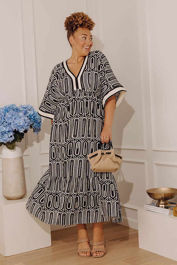 Art Gallery Social Midi Dress in Black Curves Image - 2